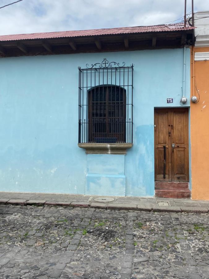 El Extranjero *