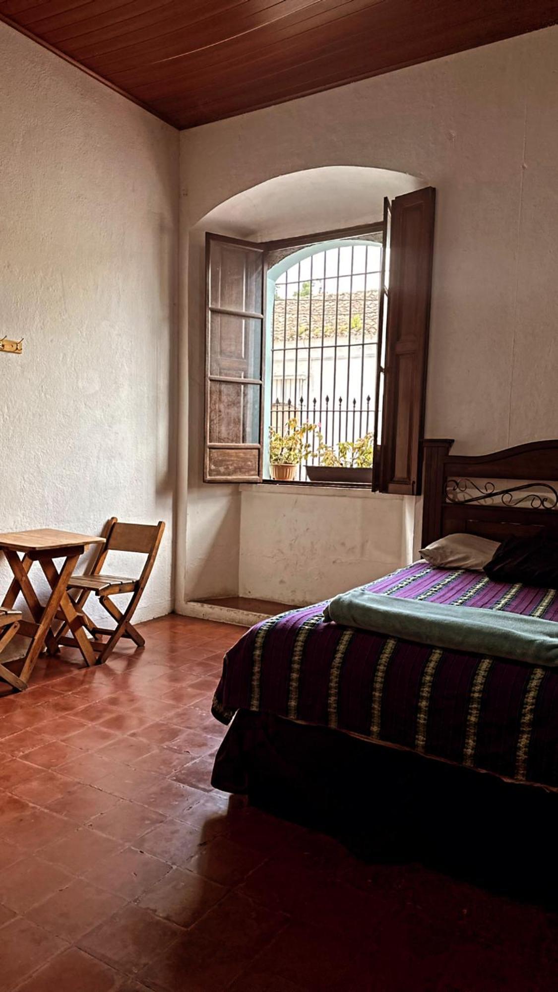 El Extranjero Guest house *